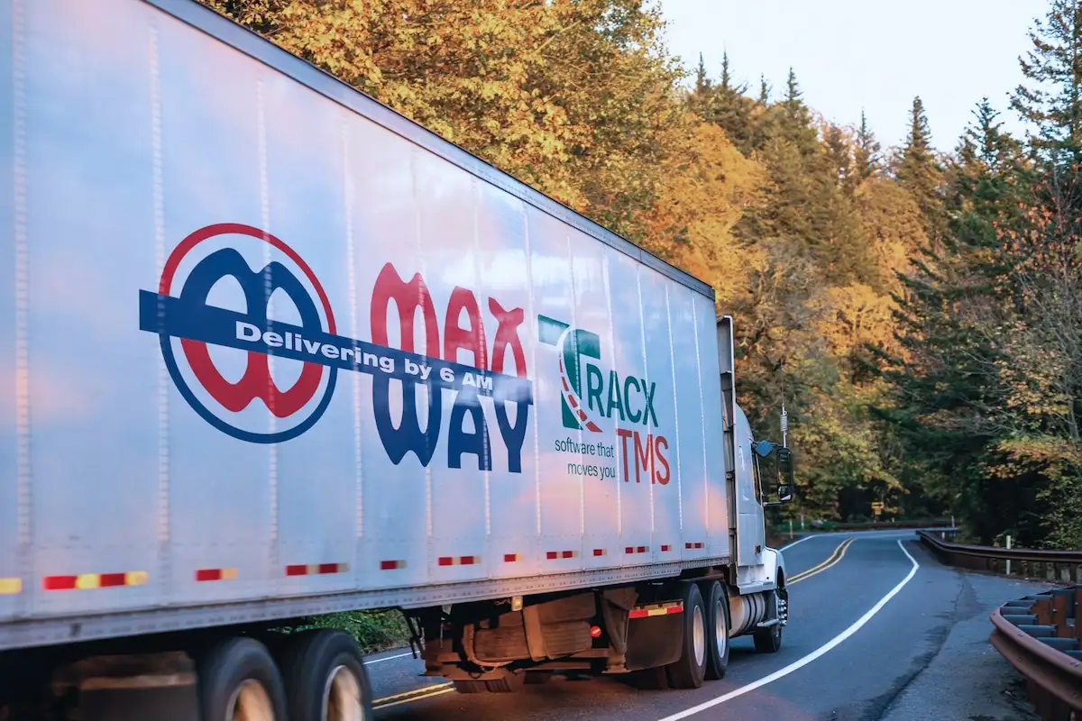 Truck dispatch automation software boosting logistics efficiency.
